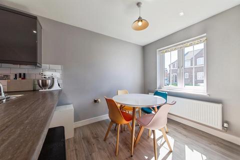 3 bedroom semi-detached house for sale, Willow Court, Cowbit, Spalding