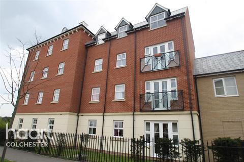 2 bedroom flat to rent - South Colchester