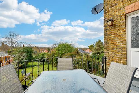 4 bedroom semi-detached house for sale, Wellesley Road, Margate CT9