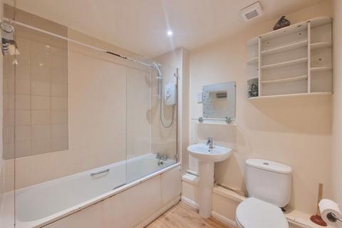 undefined, Fleetwood Court, Leicester
