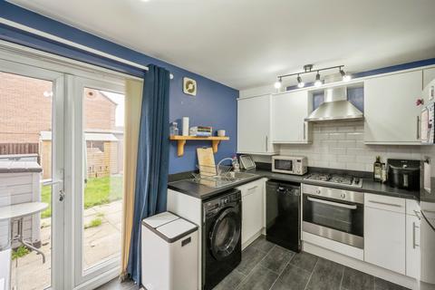 3 bedroom semi-detached house for sale, Whimbrel Chase, Scunthorpe