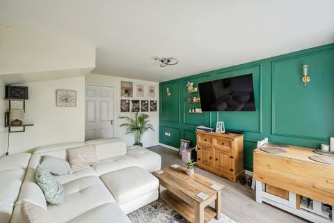 3 bedroom semi-detached house for sale, Whimbrel Chase, Scunthorpe