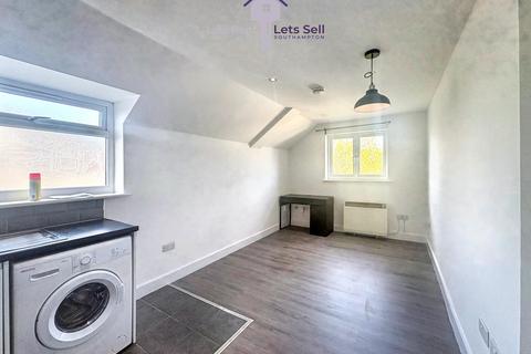 2 bedroom flat to rent, Spire View, SO15