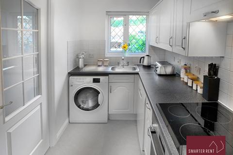 undefined, Strathcona Gardens, Knaphill GU21