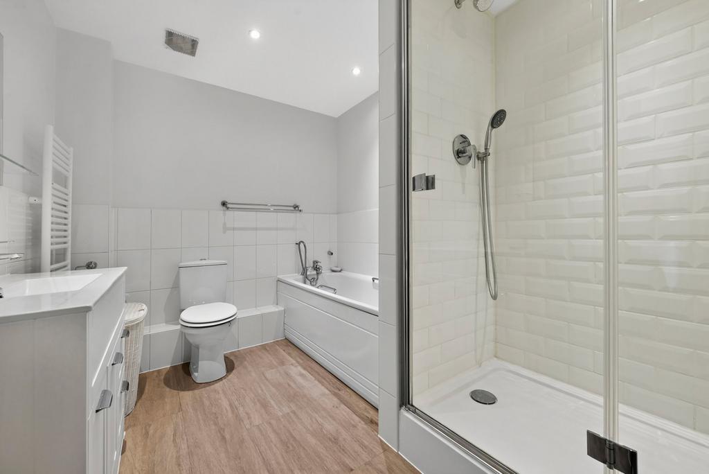 Apartment in London - More