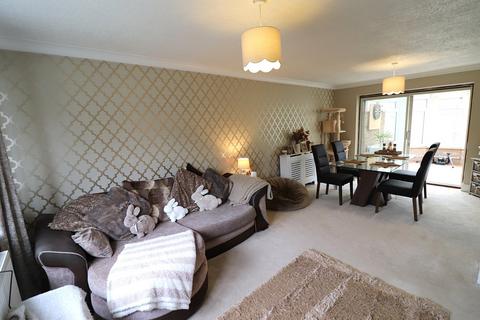 3 bedroom semi-detached house for sale, Berkeley Close, Stevenage, Hertfordshire, SG2