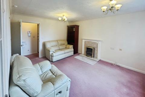 1 bedroom flat for sale, The Holkham, Vicars Cross, CH3