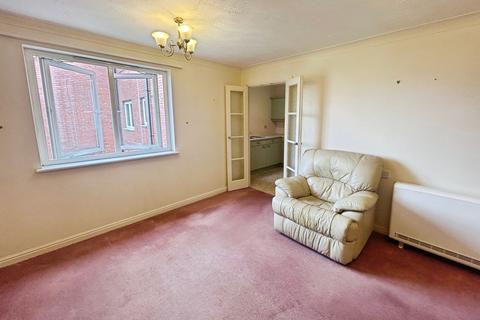 1 bedroom flat for sale, The Holkham, Vicars Cross, CH3
