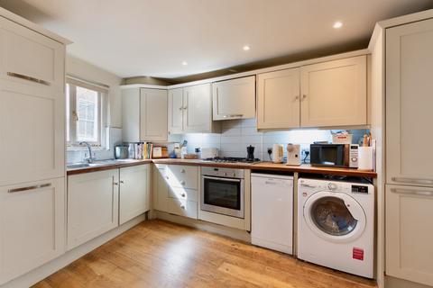 2 bedroom mews for sale, Pindock Mews, London, W9