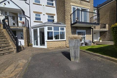 2 bedroom flat for sale, Birtle Road, Bury BL9