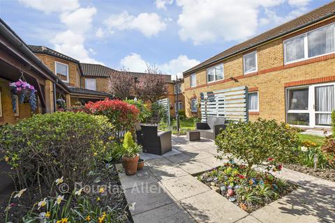 1 bedroom ground floor flat for sale, Homeholly House, Wickford SS11