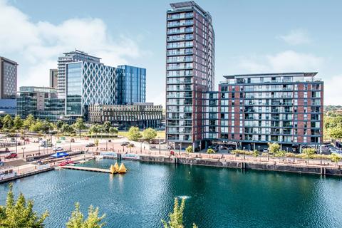 2 bedroom flat to rent, City Lofts, 94 The Quays, Salford, M50