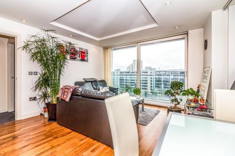 2 bedroom flat to rent, City Lofts, 94 The Quays, Salford, M50