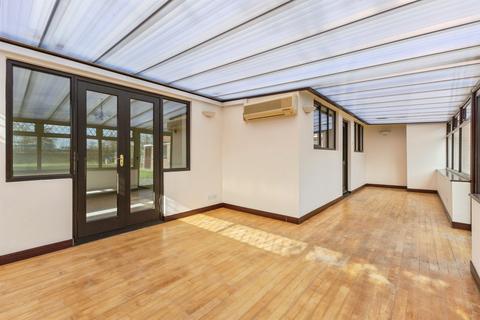 4 bedroom bungalow for sale, Reepham Road, Norwich