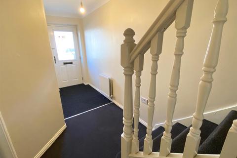 4 bedroom terraced house for sale, Greenlea Court, Huddersfield