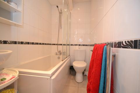 2 bedroom flat to rent, Leith Walk, Leith, Edinburgh, EH6