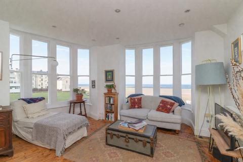 2 bedroom flat for sale, Cliff Terrace, Margate, Kent, CT9