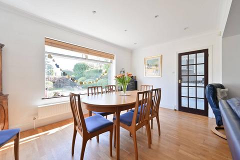 4 bedroom semi-detached house for sale, Little Bushey Lane, Bushey, WD23