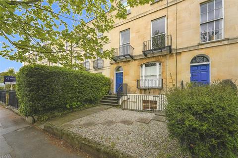 1 bedroom apartment for sale, London Road, Cheltenham, Gloucestershire