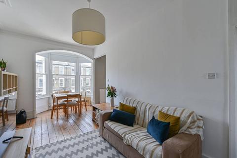 1 bedroom flat for sale, Ramsden Road, Balham, London, SW12