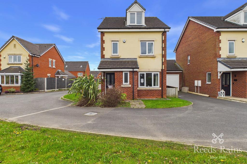 Parsonage Place, Greater Manchester WN3 4 bed detached house for sale ...