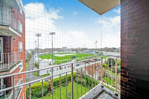2 bedroom flat for sale, Cromwell Road, Hove, East Sussex, BN3