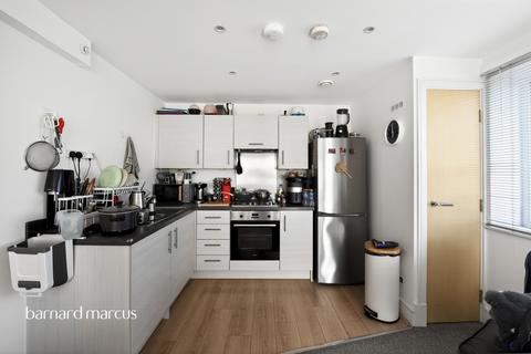 2 bedroom apartment for sale, Town Lane, Stanwell, Staines-Upon-Thames