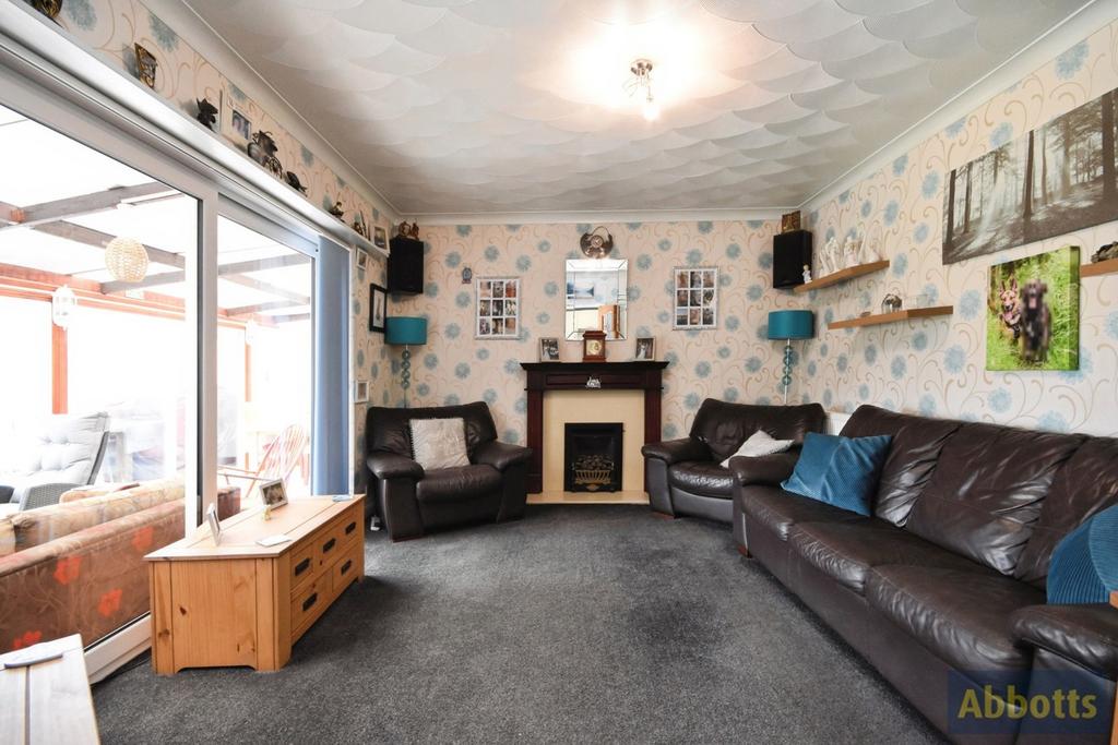 House in Basildon, Shotgate - More