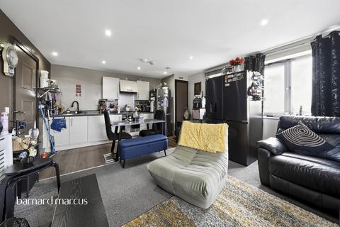3 bedroom apartment for sale, Town Lane, Stanwell, Staines-Upon-Thames