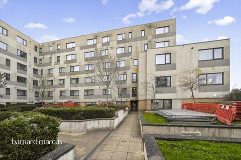 3 bedroom apartment for sale, Town Lane, Stanwell, Staines-Upon-Thames