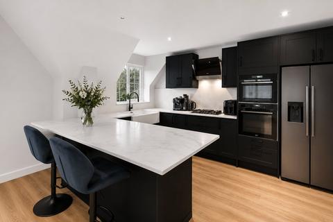 2 bedroom apartment for sale, Queens Road, Sunninghill, Berkshire, SL5