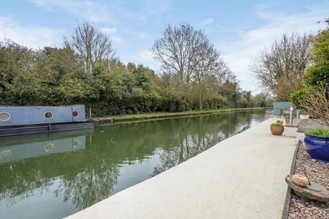 4 bedroom detached house for sale, Simpson Road, Milton Keynes MK1