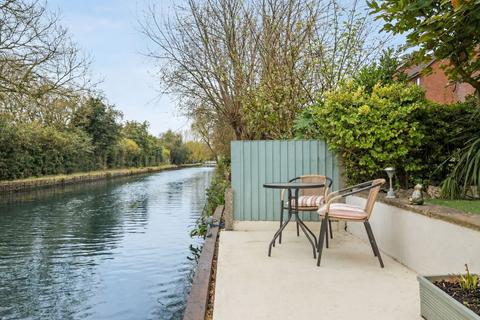 4 bedroom detached house for sale, Simpson Road, Milton Keynes MK1