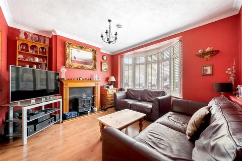 4 bedroom house for sale, Eton Road, Ilford