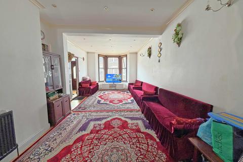 3 bedroom terraced house for sale, Grosvenor Road, London, London, E7