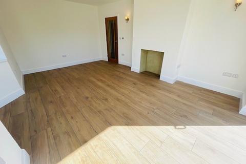 3 bedroom bungalow to rent, Manor Road, Kilsby, Rugby, CV23