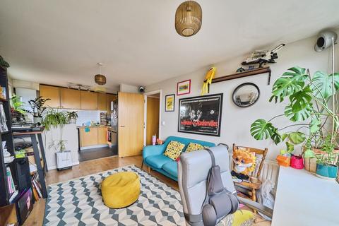 1 bedroom flat for sale, Luxembourg Mews, LONDON, London, E15