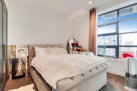 undefined, City Island Way, London, E14