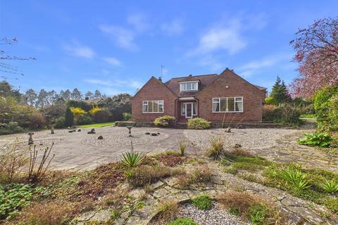 2 bedroom detached bungalow for sale, Mill Lane, Elloughton
