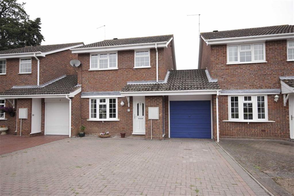 Plovers Rise, Kempsey, Worcester, WR5 3 bed detached house £210,000