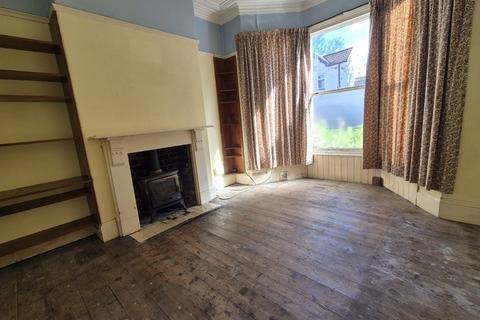 3 bedroom terraced house for sale, Duesbery Street, Hull, HU5 3QE