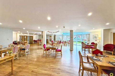 2 bedroom retirement property for sale, Thomas Court, Penylan CF23