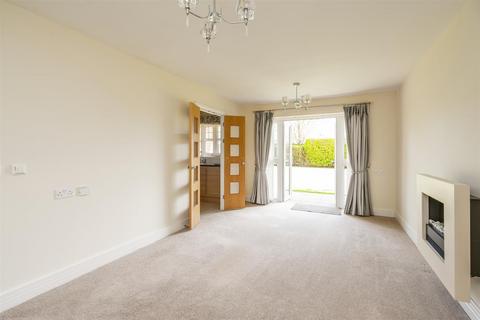 2 bedroom flat for sale, Four Ashes Road, Bentley Heath, Solihull