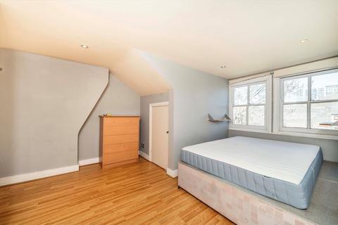 1 bedroom flat for sale, Bickerton Road, London N19
