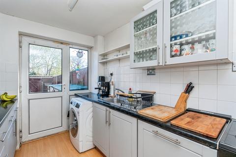3 bedroom terraced house for sale, Richmond Close, Calmore, Southampton