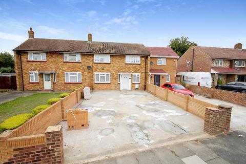 5 bedroom terraced house to rent, Great Benty, West Drayton UB7