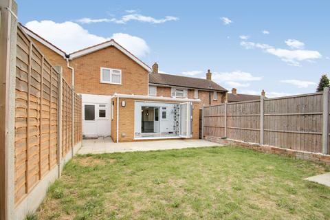 5 bedroom terraced house to rent, Great Benty, West Drayton UB7
