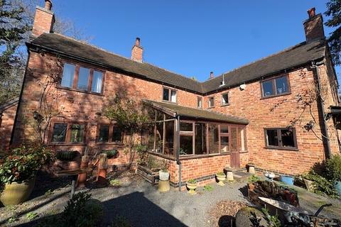 4 bedroom barn conversion to rent, Back Lane, COVENTRY, CV7