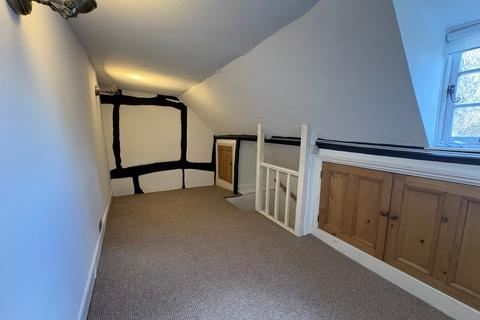 2 bedroom terraced house to rent, Walton Street, Aylesbury, HP21