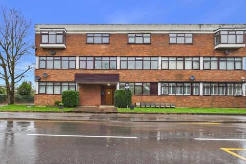 Breakspear Road, Ruislip, Middlesex, HA4 7ST
